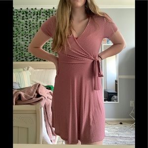 pink/white mock wrap dress